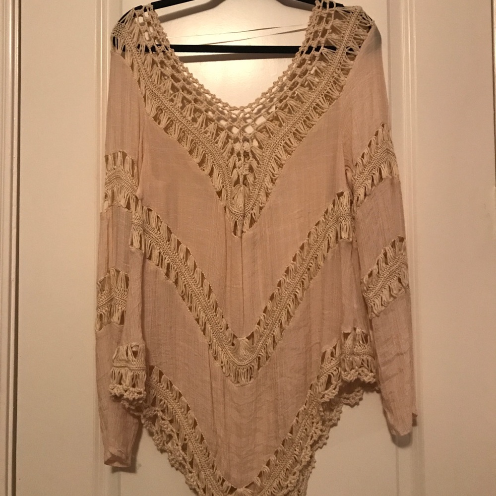 Long sleeve knit top. Only worn once.